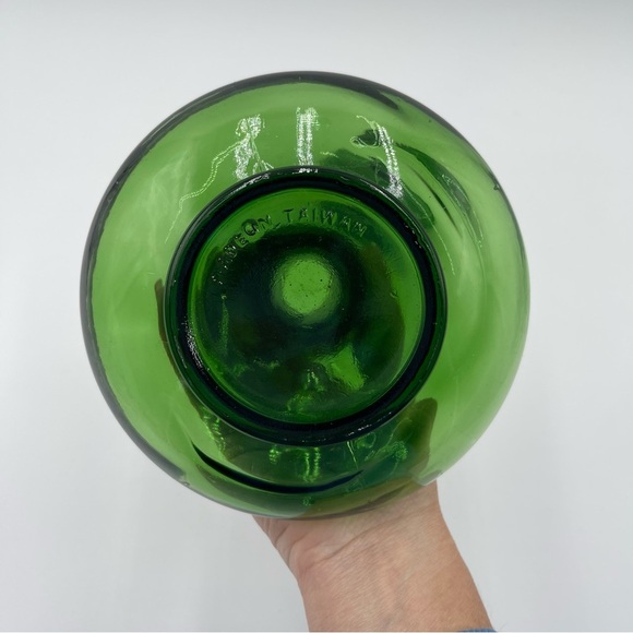 Vintage Green Glass Decanter Leather Lion Head Wrap MCM *READ* - Picture 8 of 11